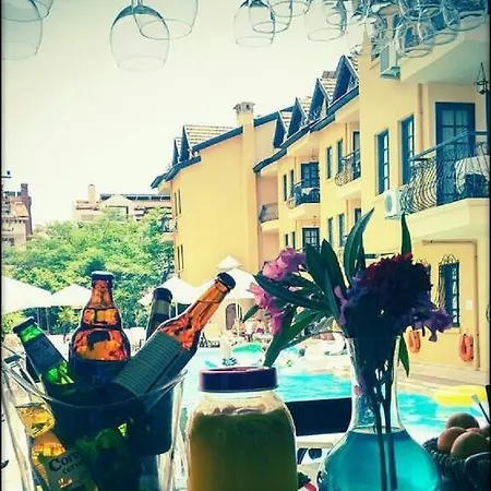 T&g Marmaris