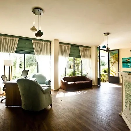 T&g Aparthotel