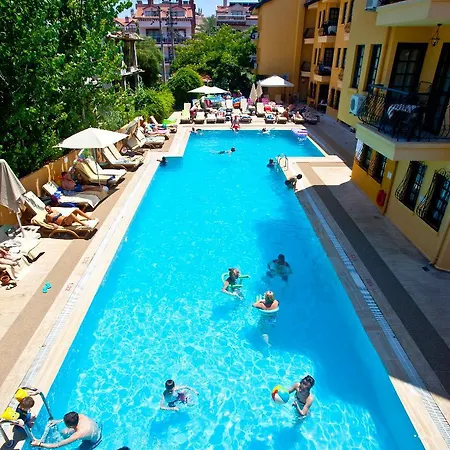 Aparthotel T&g 3*
